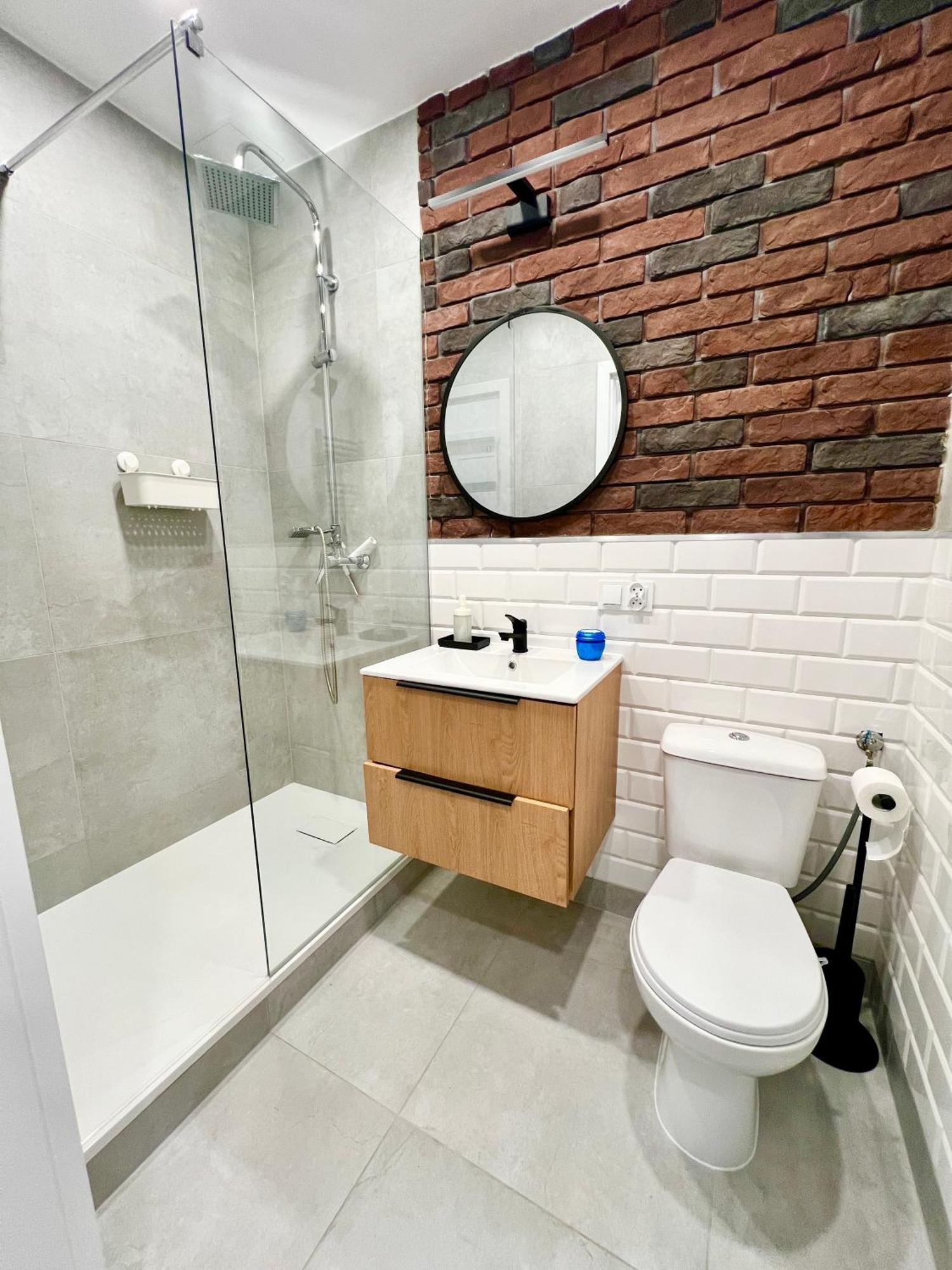 Aparthotel Industrial Rooms 罗兹 外观 照片